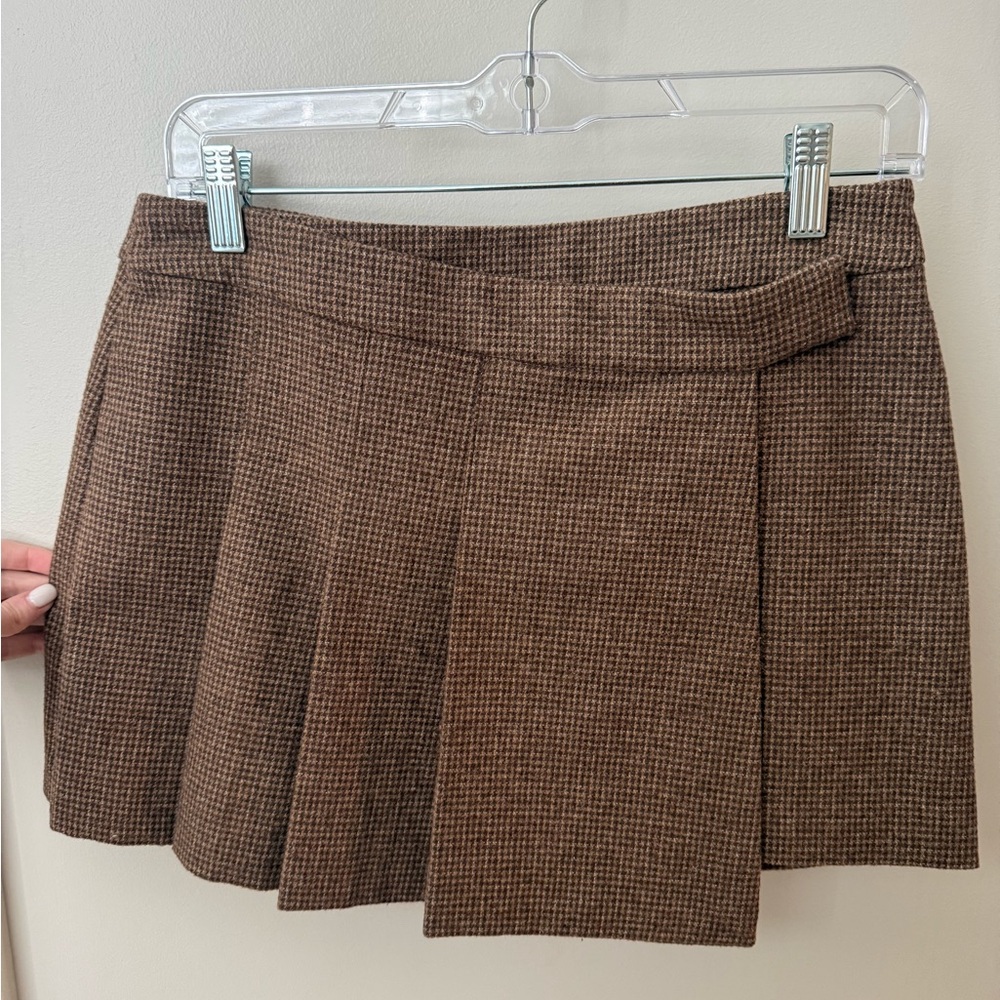 Astr Brown Textured Mini Skirt